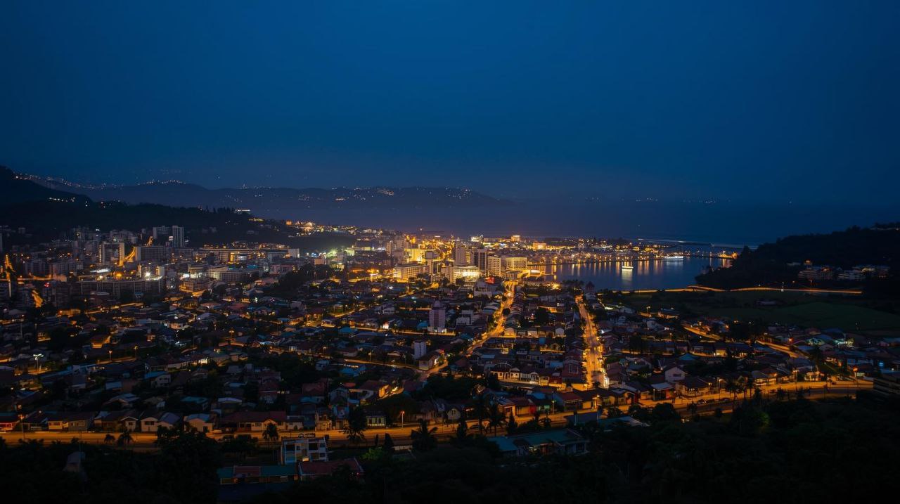 ဒီလီမြို့